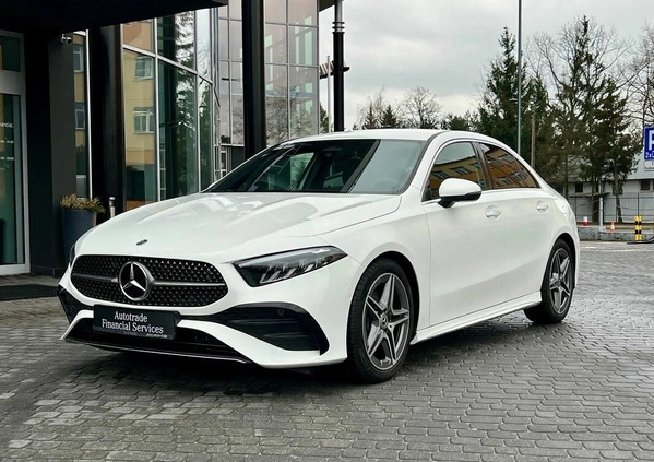 Mercedes-Benz Klasa A cena 168900 przebieg: 3900, rok produkcji 2023 z Warszawa małe 121